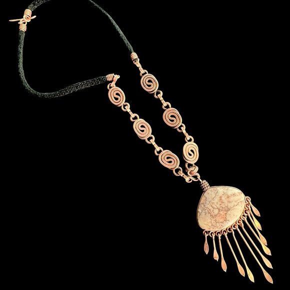Boho style Copper Metal and Stone Necklace Pendant 18 inches - Picture 6 of 9